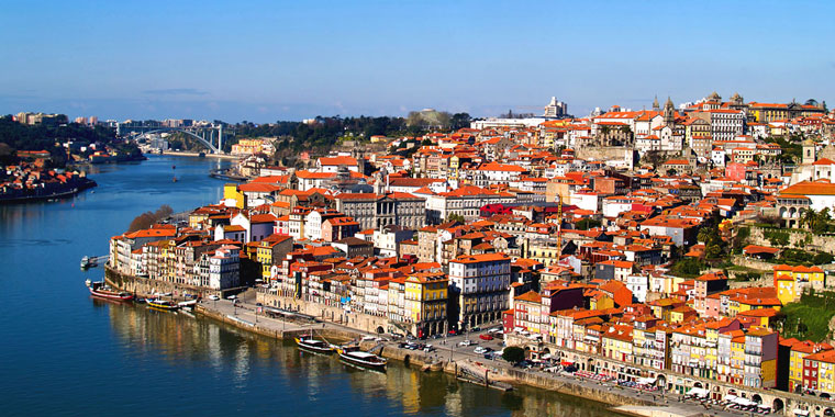 Cheap Porto Flights